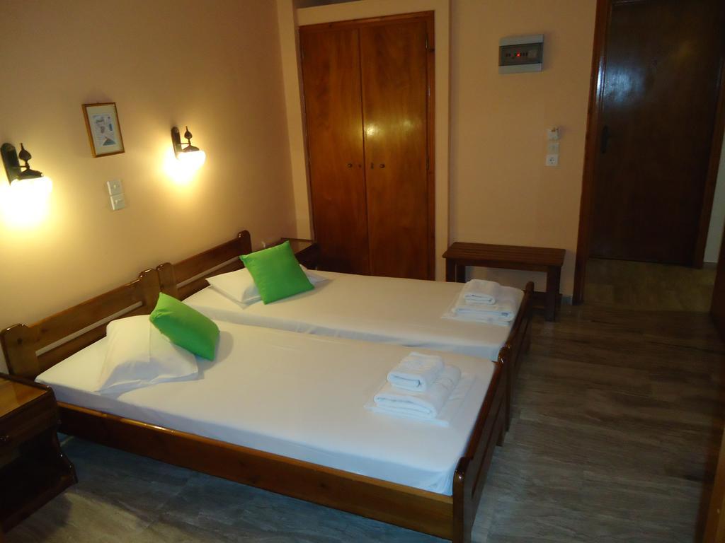 Hotel Sweetmemory Agia Marina  Esterno foto
